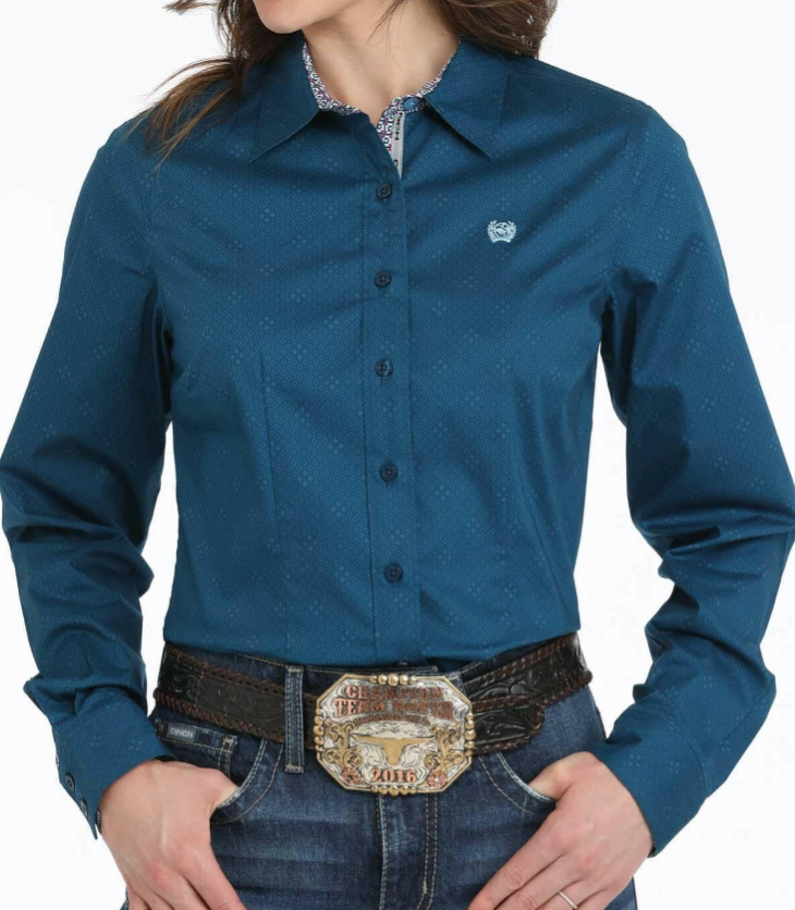 Women's Button Ups/ Snaps