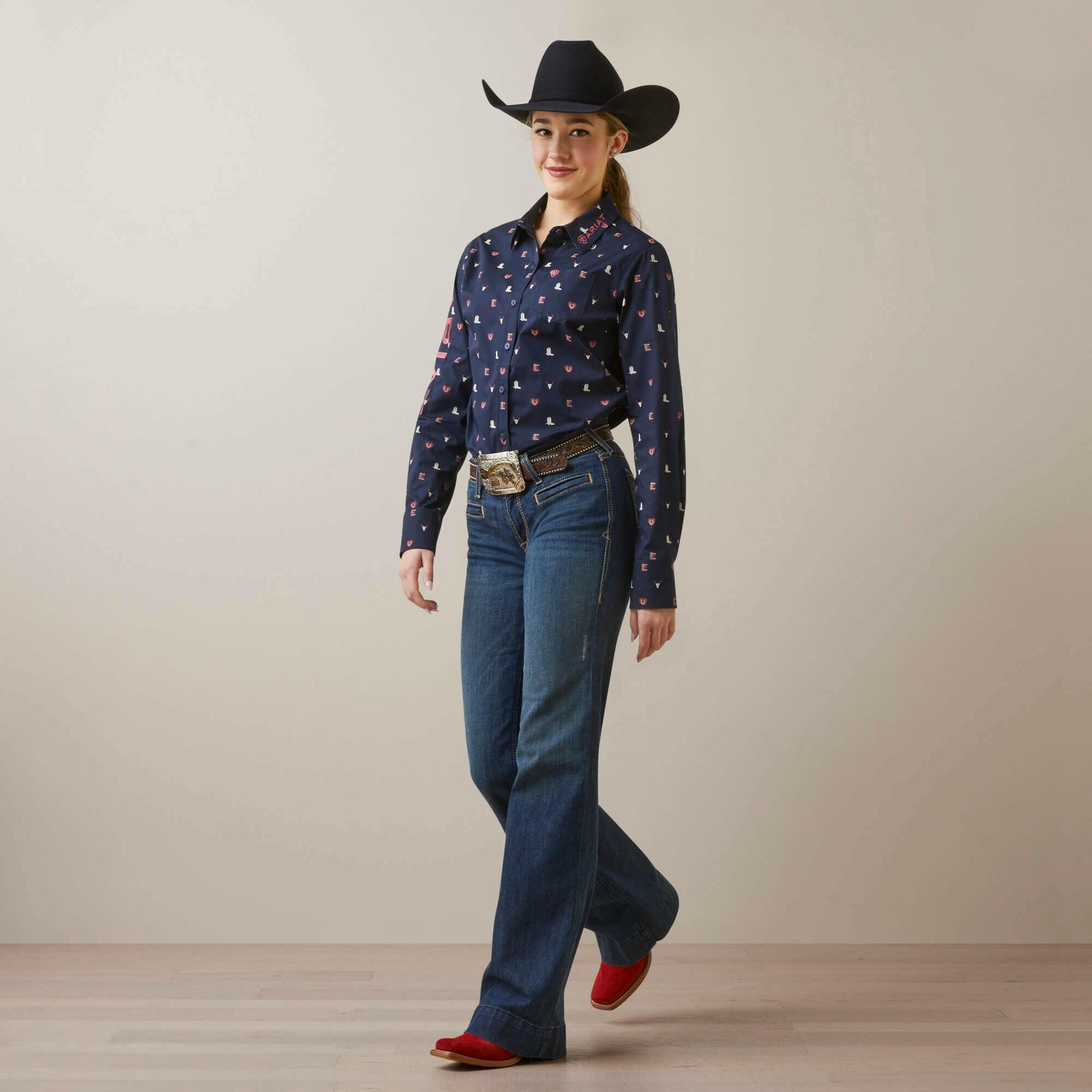 Ariat Women's Western Love Wrinkle Resist Team Kirby Stretch Button Down Shirt.