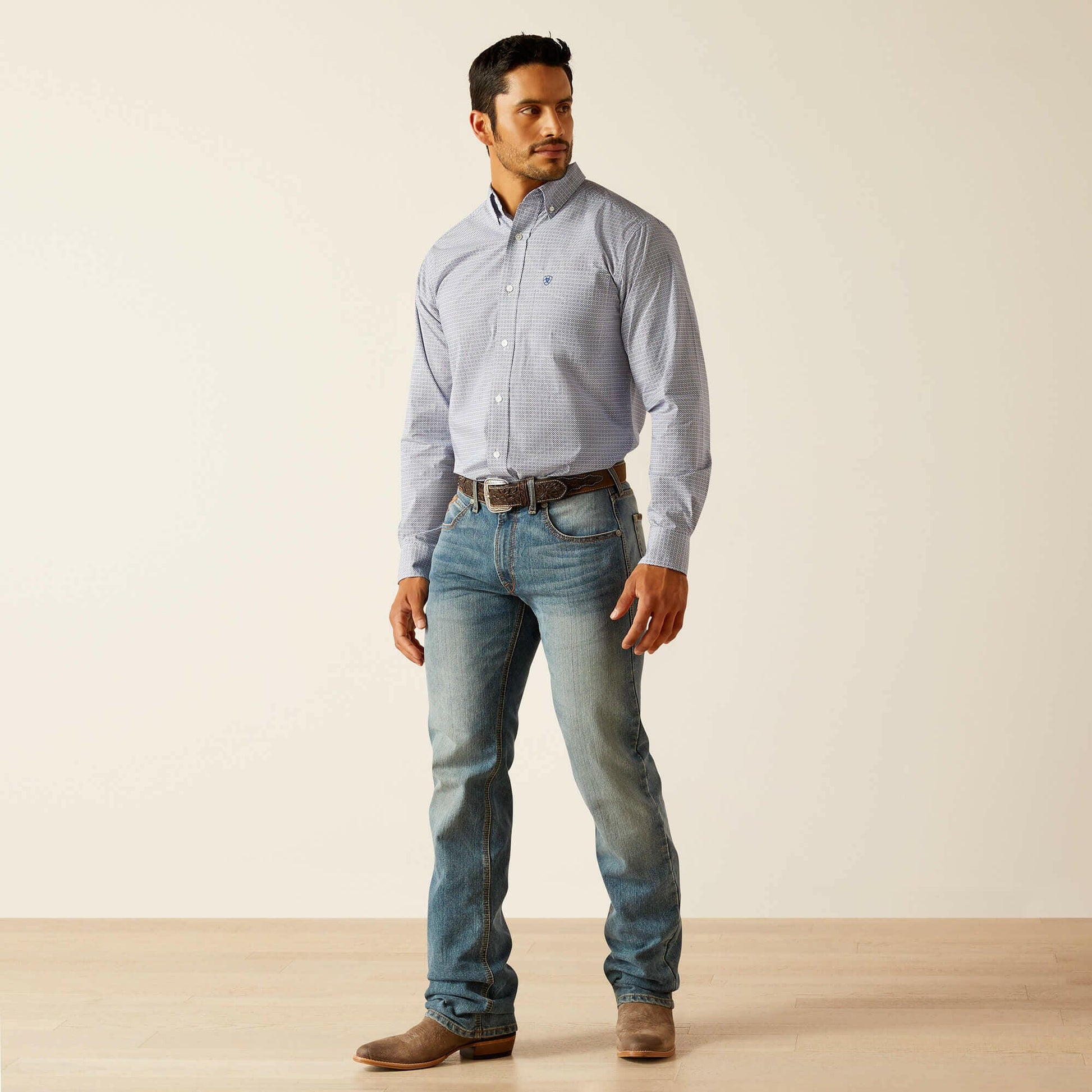 Ariat Men's Phil Fitted Button Down Shirt.