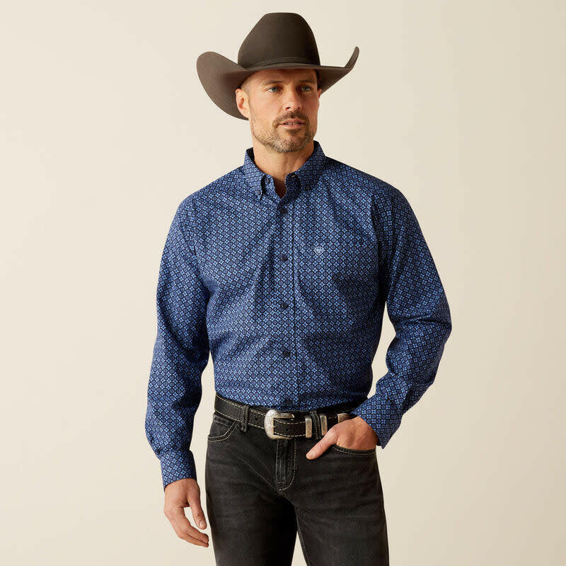 Ariat Men's Talon Classic Fit Button Down Shirt.