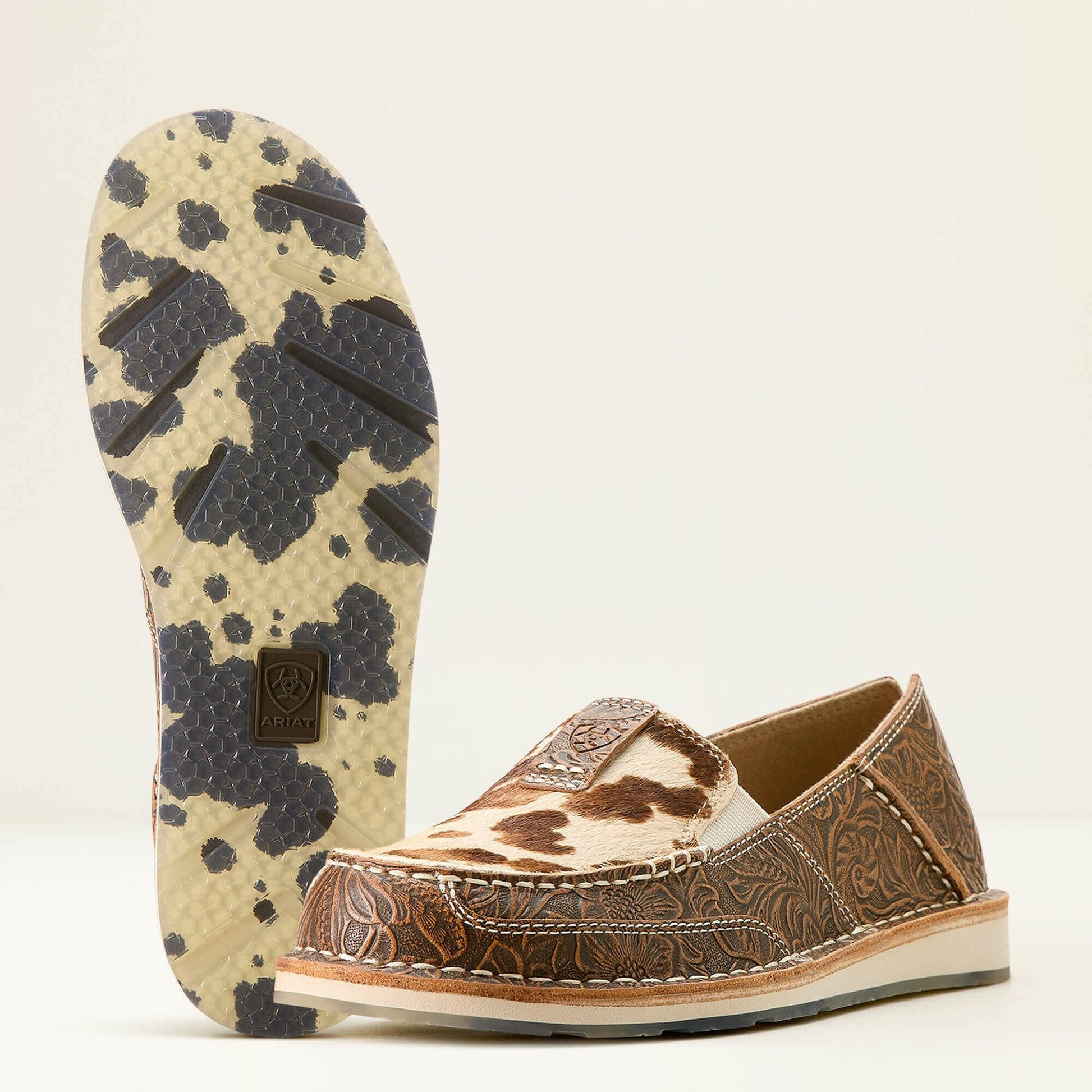 Ariat Women's Cowhide Cruiser Shoe.