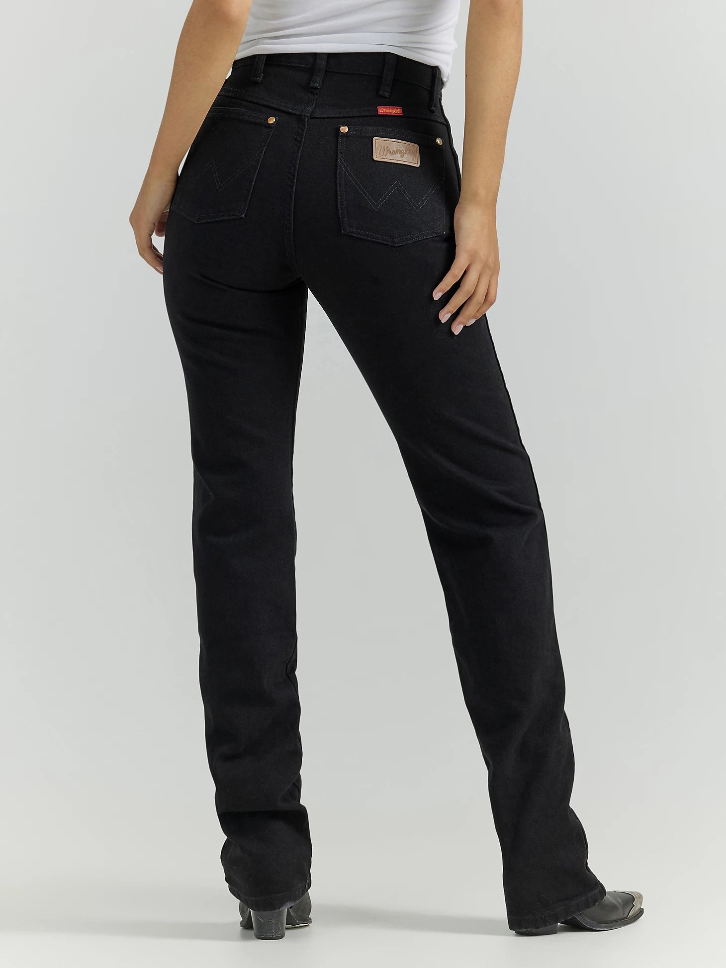Wrangler Ladies Cowboy Cut Slim Fit Jean.