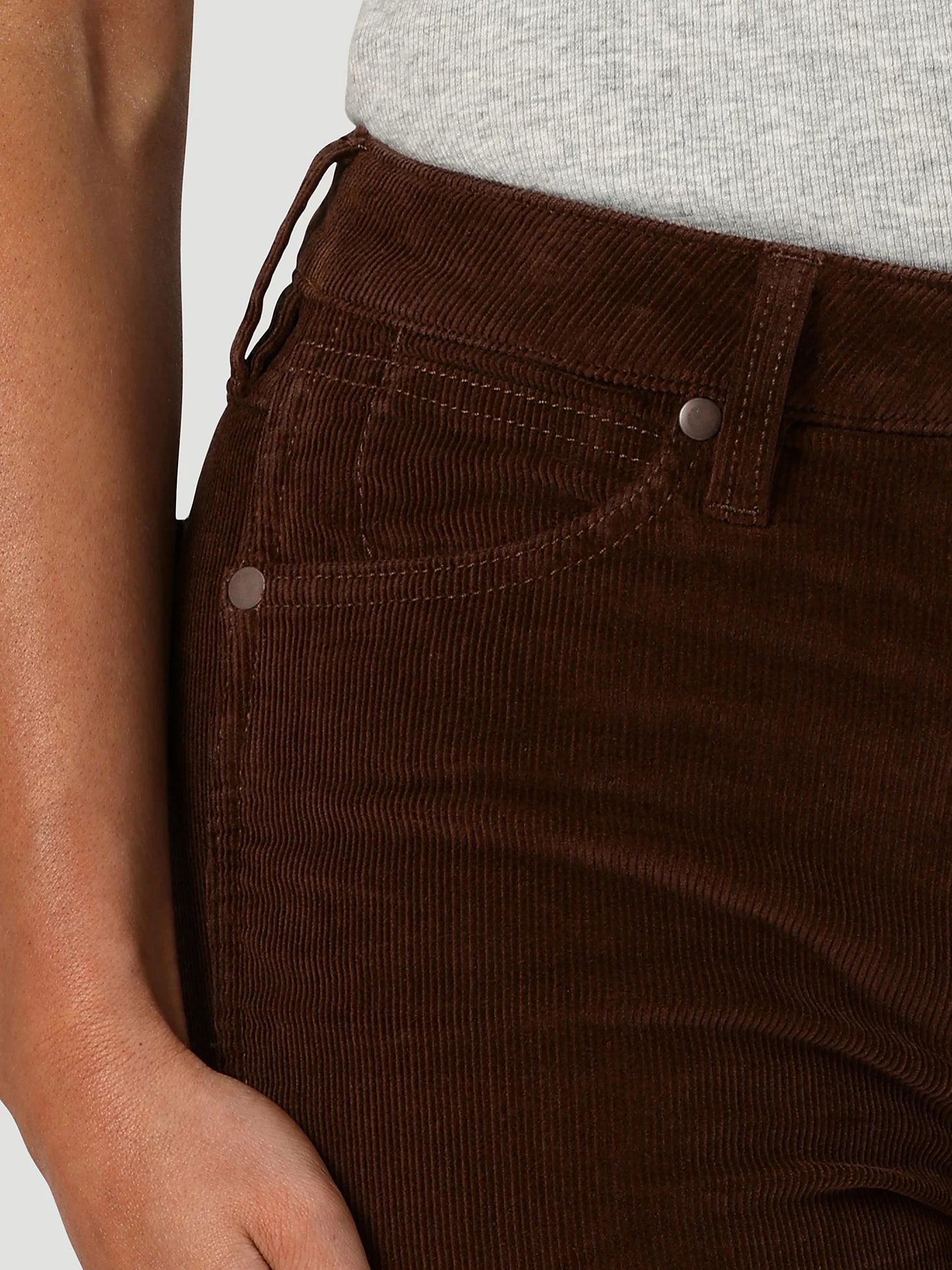 Wrangler Retro Women's High Rise Corduroy Trouser.