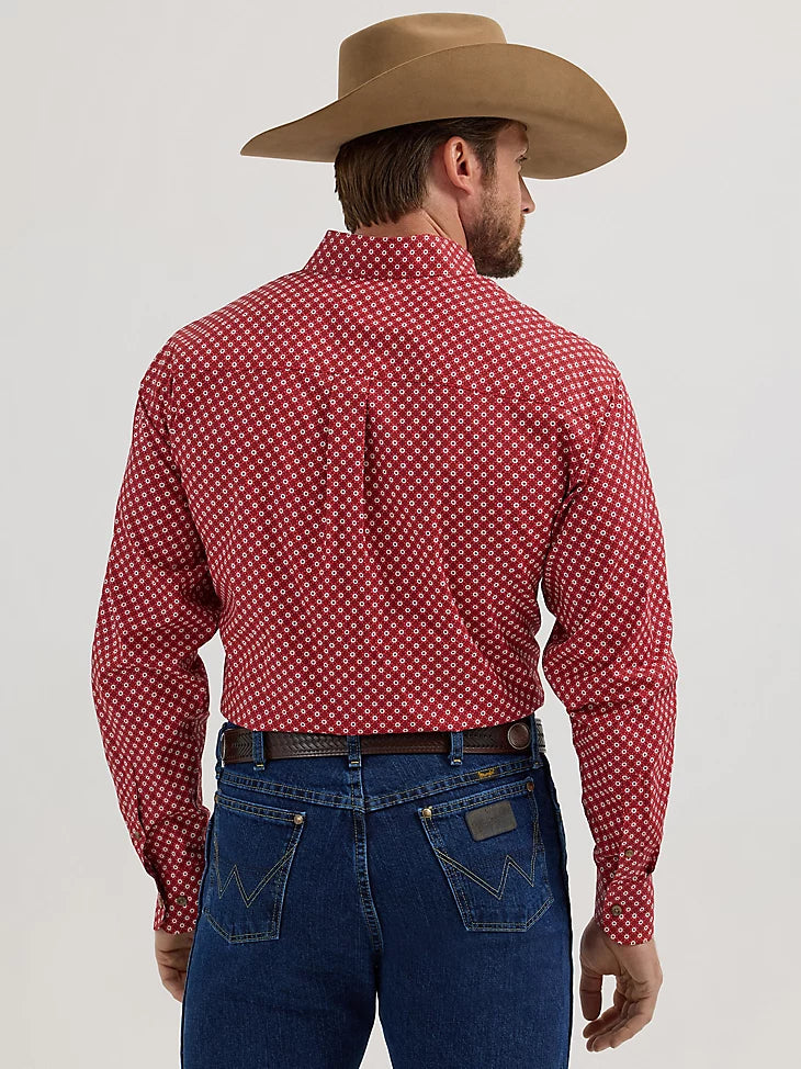 Wrangler Men's George Strait Button Down Shirt.