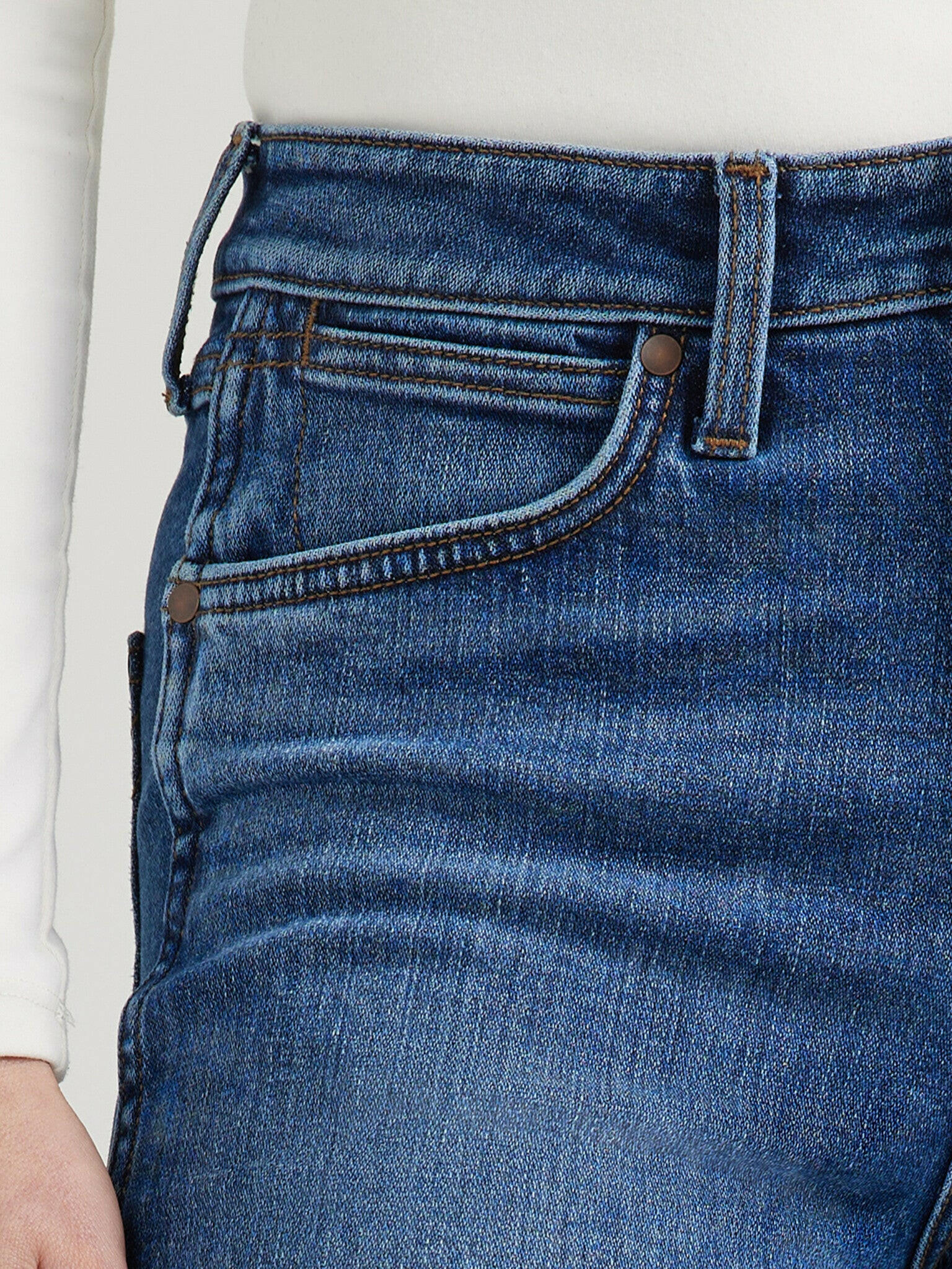 Wrangler Women's Retro Bailey High Rise Flare Jean.