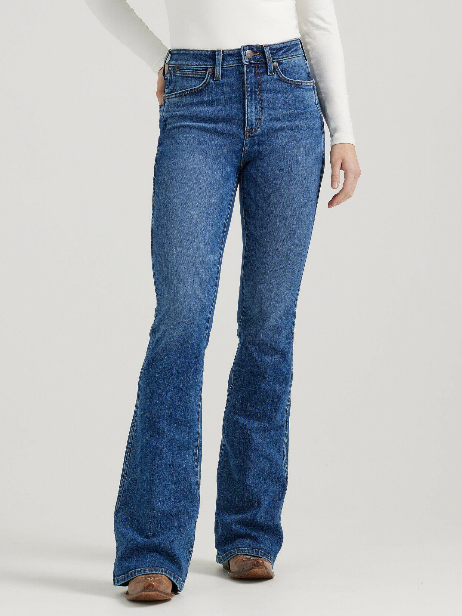 Wrangler Women's Retro Bailey High Rise Flare Jean.