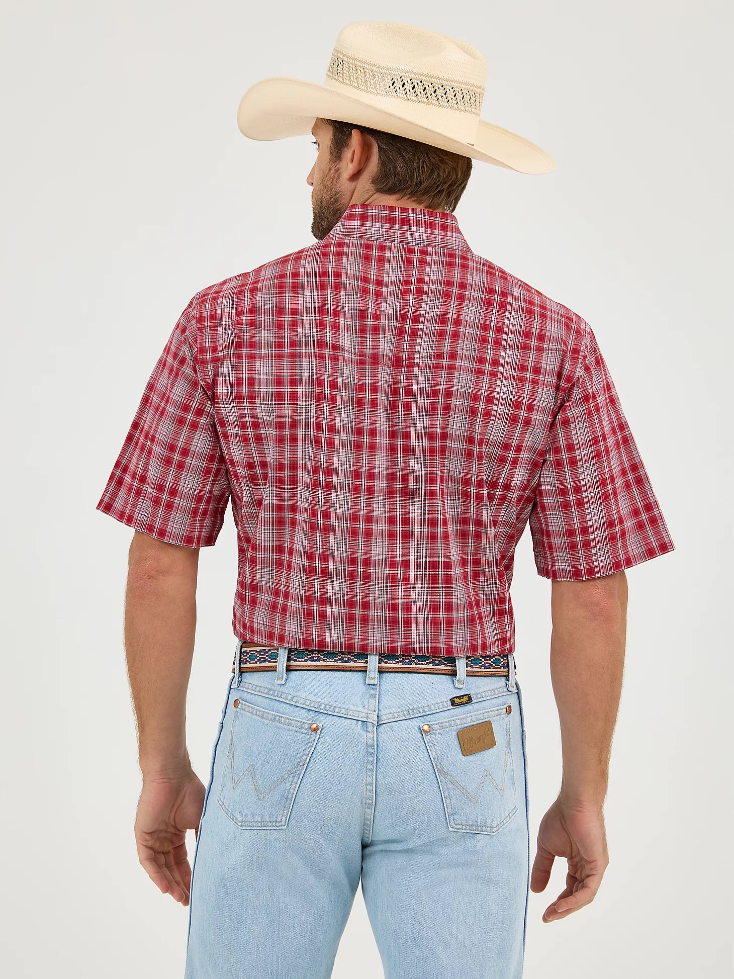 Wrangler Men's Plaid Wrinkle Resist Snap Front Shirt.