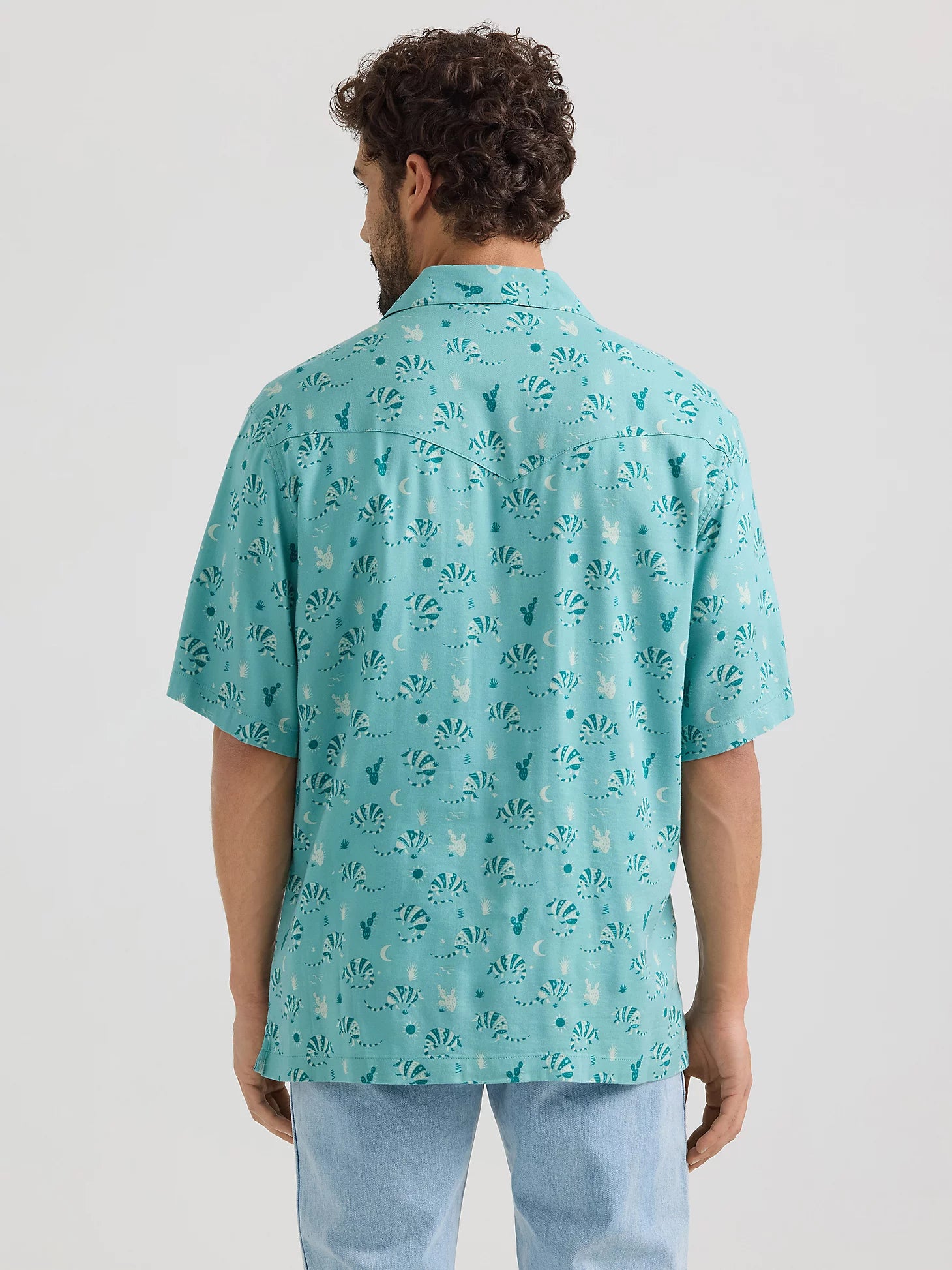 Wrangler Men's Coconut Cowboy Snap Front Shirt.