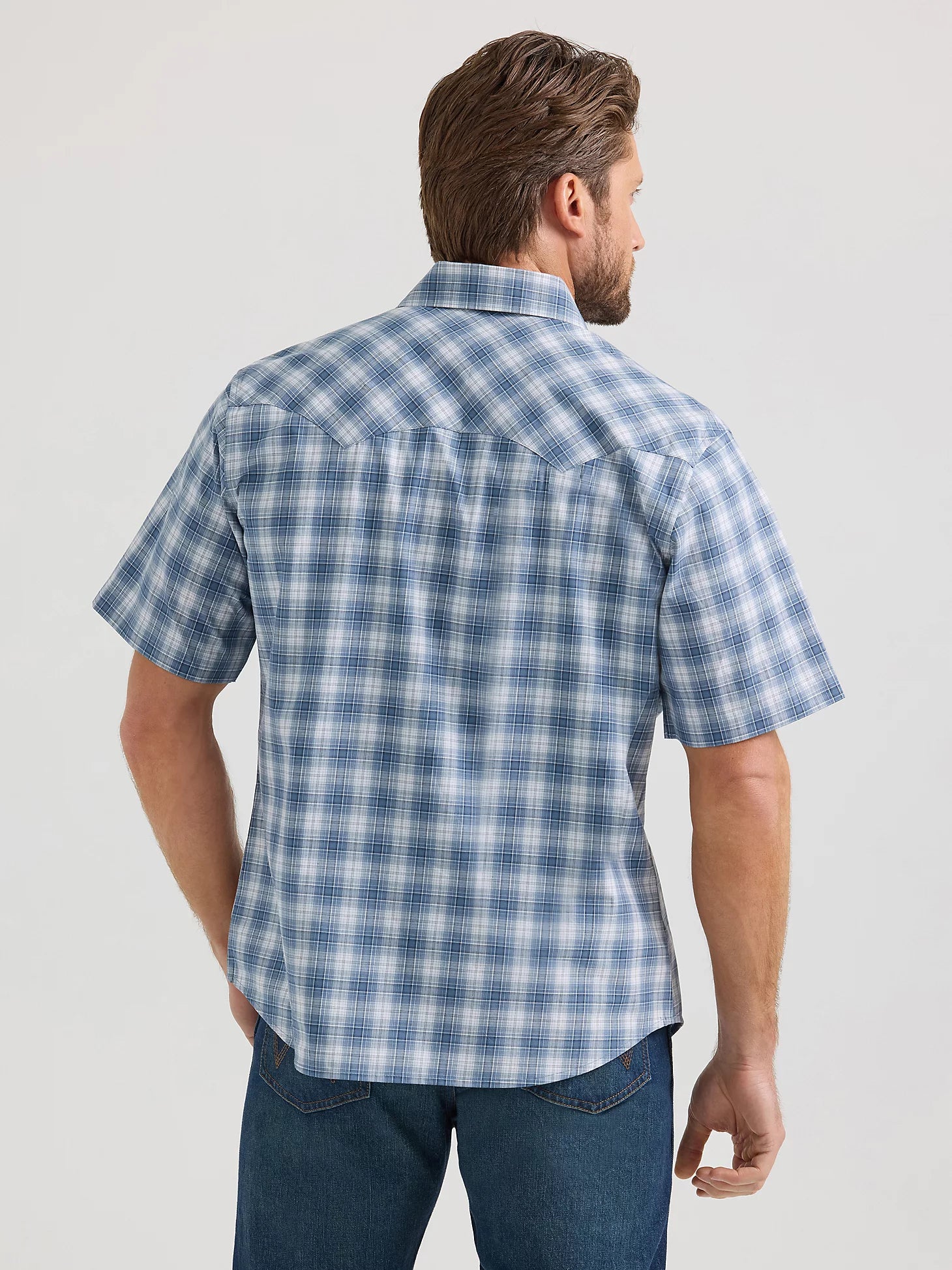 Wrangler Men's Retro Plaid Snap Front Shirt.