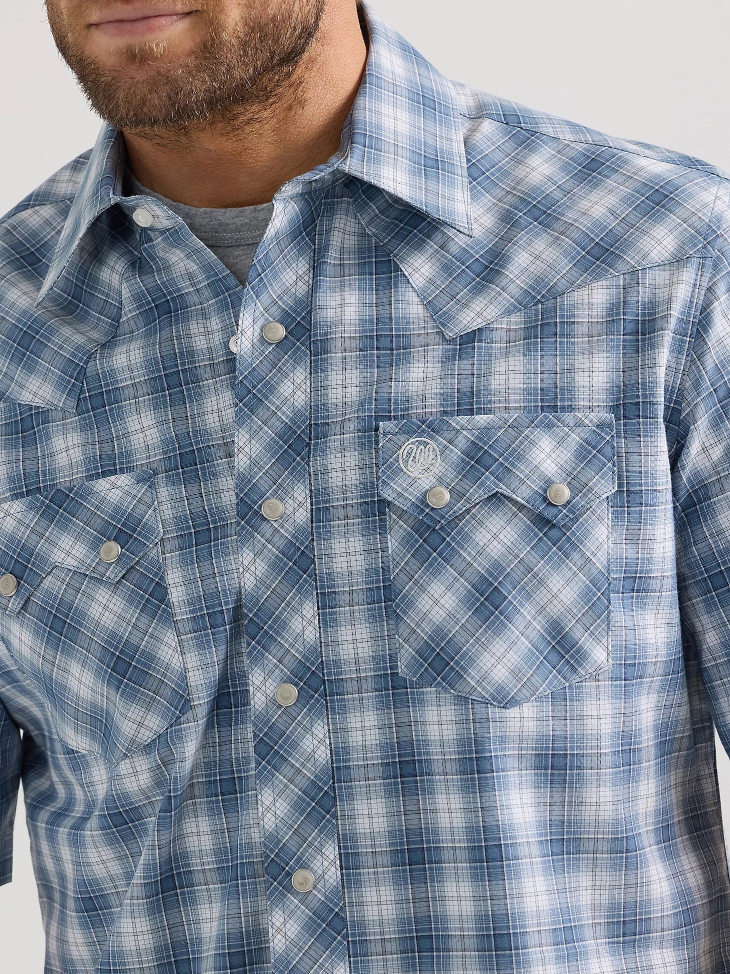 Wrangler Men's Retro Plaid Snap Front Shirt.