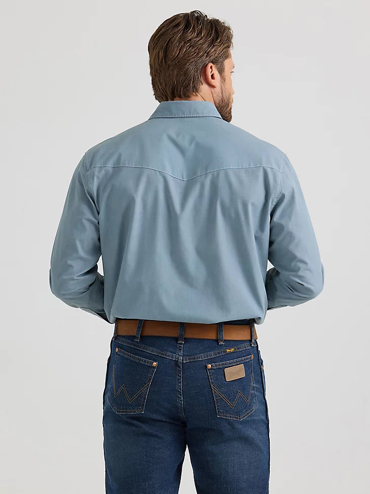 Wrangler Men's Vintage Inspired Western Snap Work Shirt.