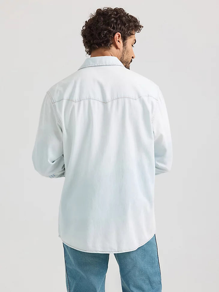 Wrangler Men's Vintage Inspired Western Snap Work Shirt.