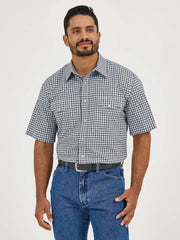 Wrangler Men's Wrinkle Resist Snap Front Shirt