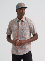 Wrangler Men's Retro Modern Fit Plaid Short Sleeve Shirt 2378935