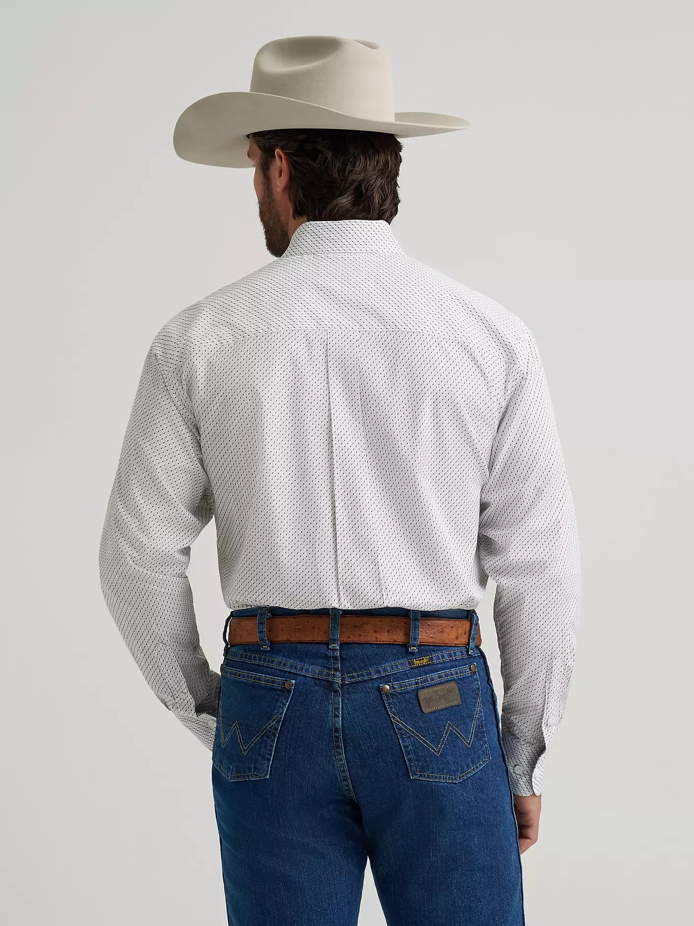 Wrangler Men's George Strait White Waves Button Down Shirt 2379057
