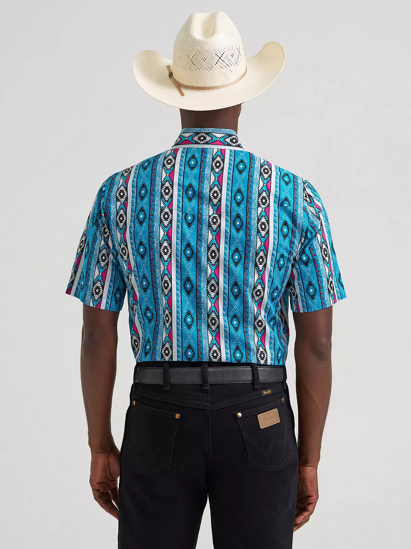 Wrangler Men's Dialed Up Blue Checotah Snap Front Shirt 2379227