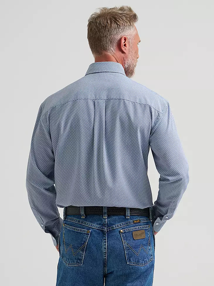 Wrangler Men's George Strait Blue Fan Performance Button Down Shirt 2381964