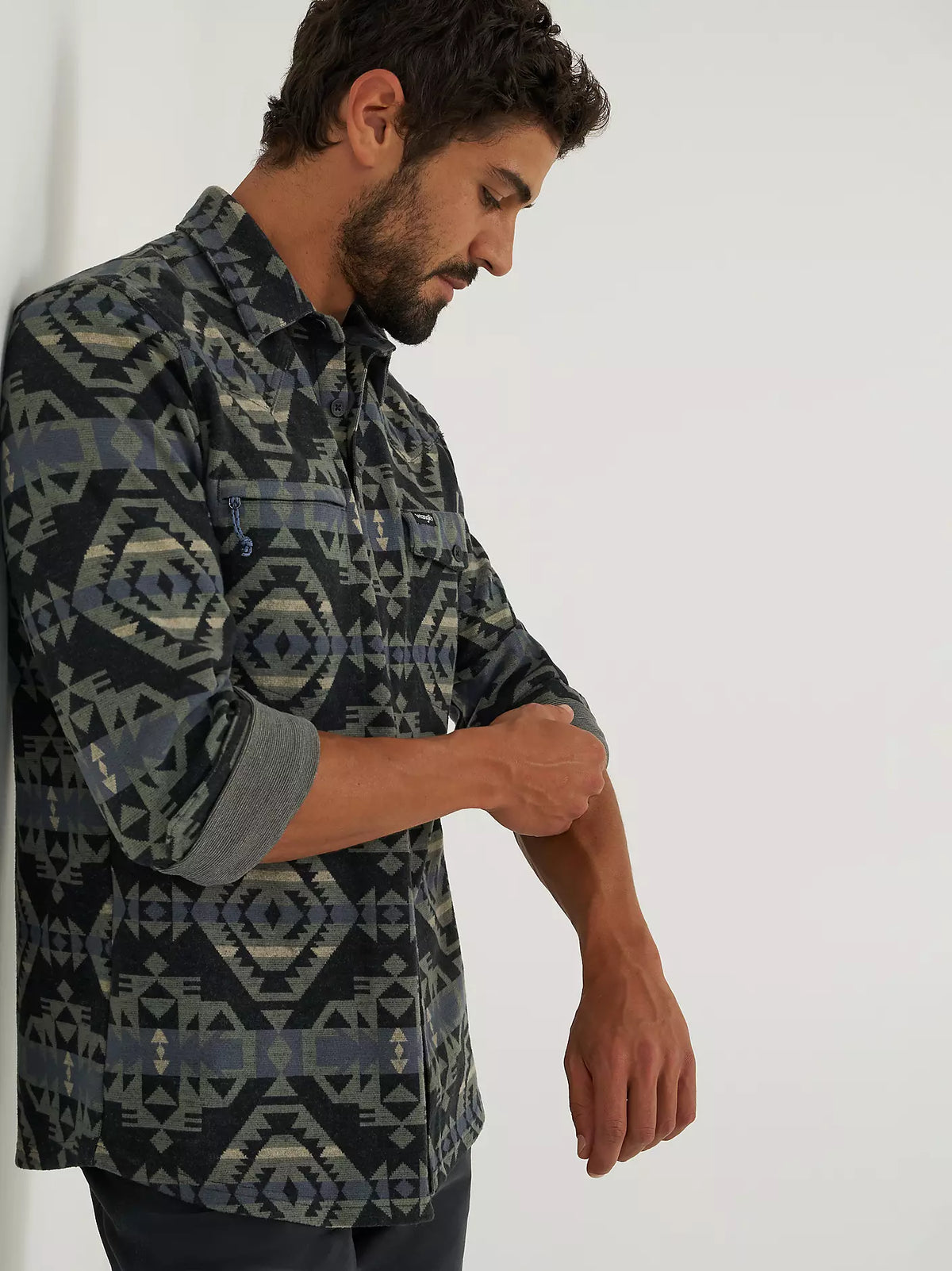 Wrangler Men's All Terrain Gear Black Multi Blanket Shirt Jacket 2382447