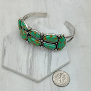 Western Elite Silver Metal with Green Stone Bangle BR241130-01