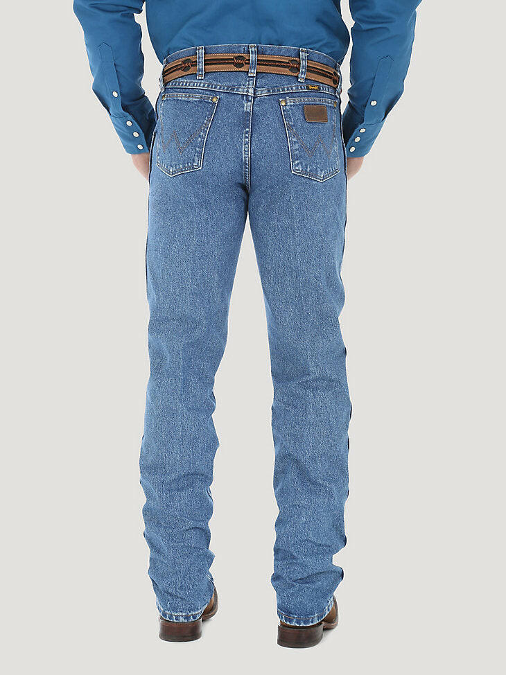 Wrangler Men's Premium Performance Cowboy Cut Regular Fit Jean.