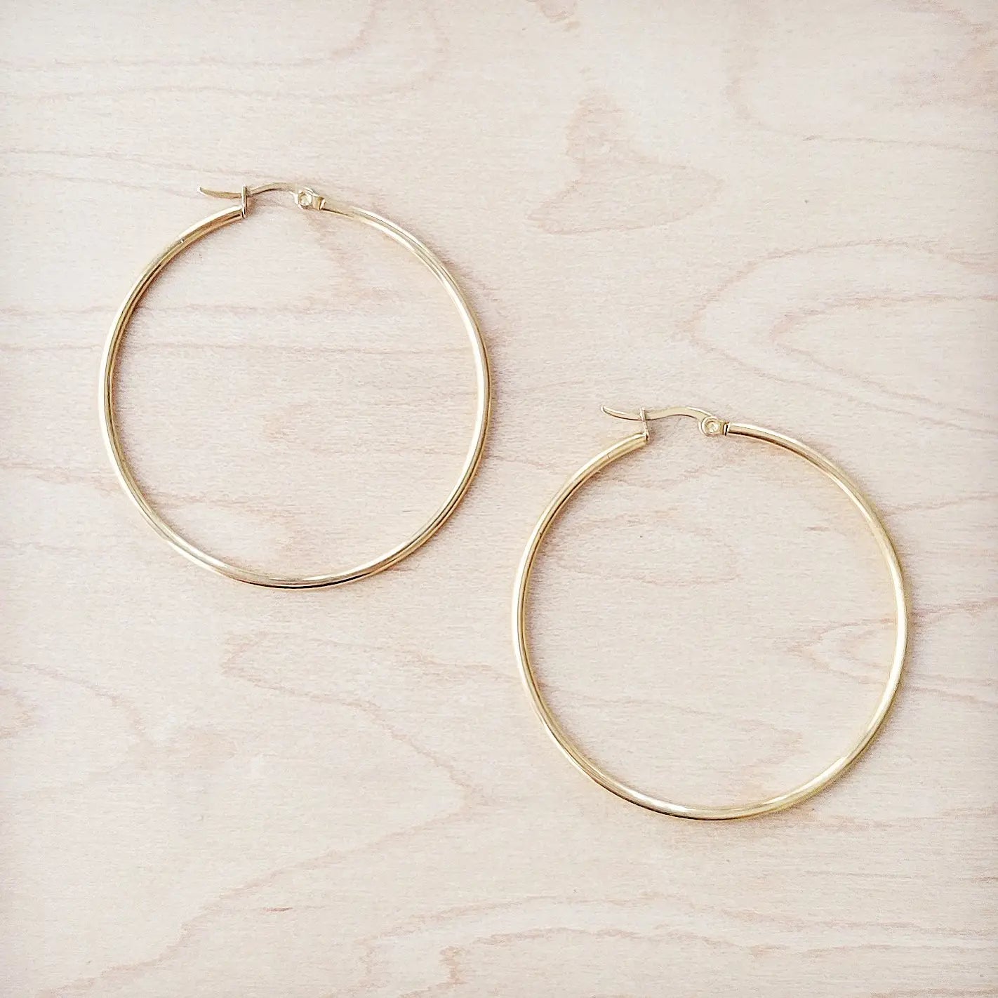 The Jewelry Junkie Extra Large Gold Plated Hoop Earrings 219CC