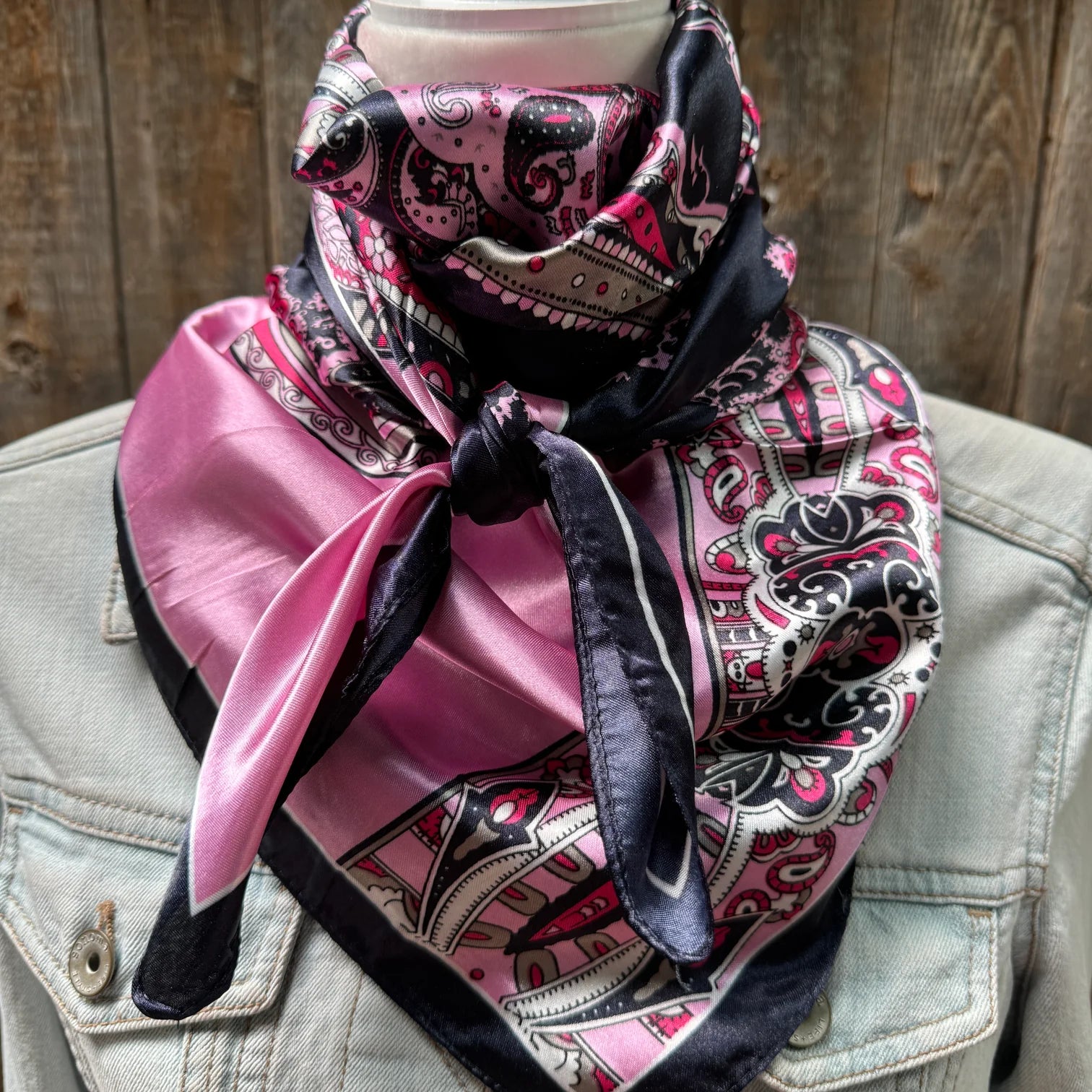 Rodeo Drive Pink and Black Wild Rag WR1017