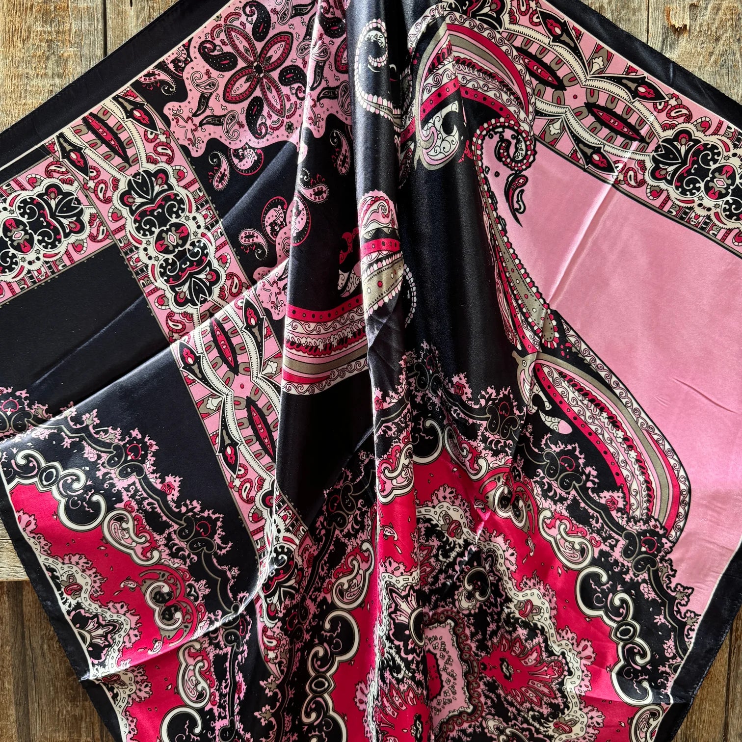 Rodeo Drive Pink and Black Wild Rag WR1017
