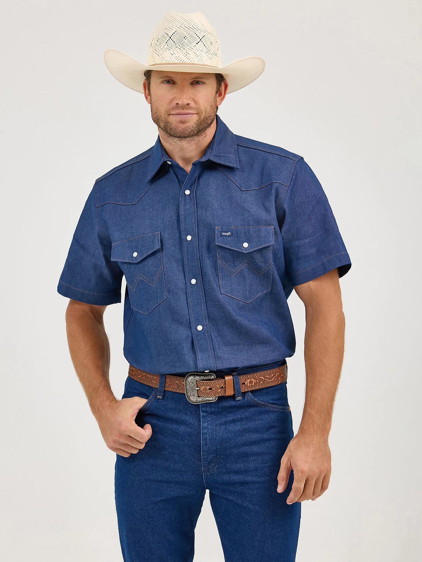 Wrangler Men's Cowboy Cut Firm Finish Denim Snap Front Shirt
