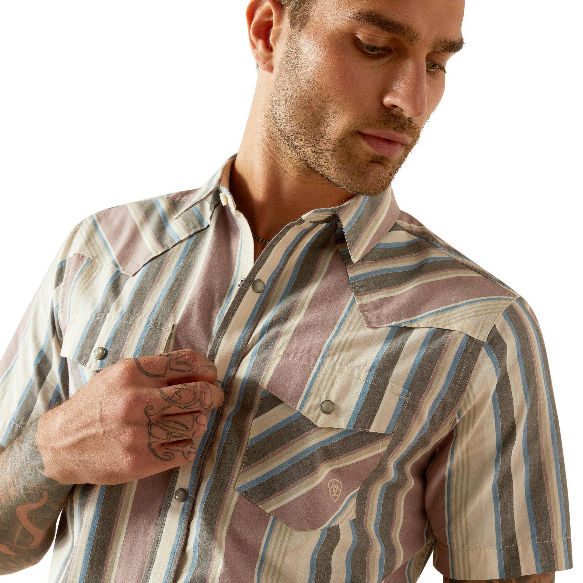 Ariat Men's Hughie Retro Fit Snap Front Shirt.