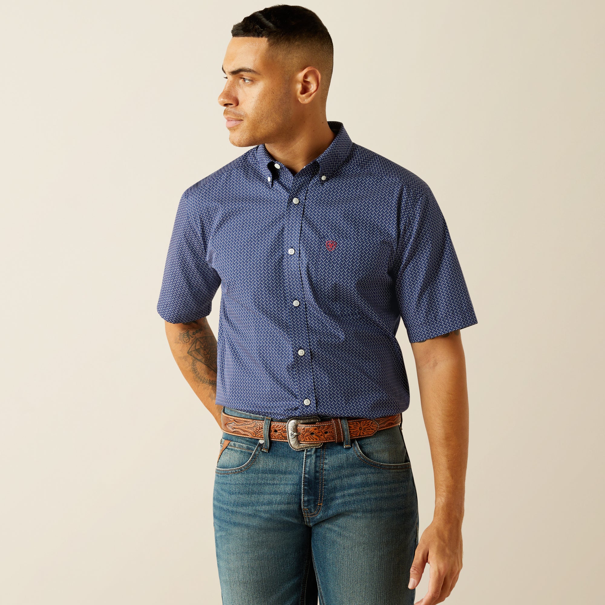 Ariat Men's Wrinkle Free Davis Classic Fit Button Down Shirt