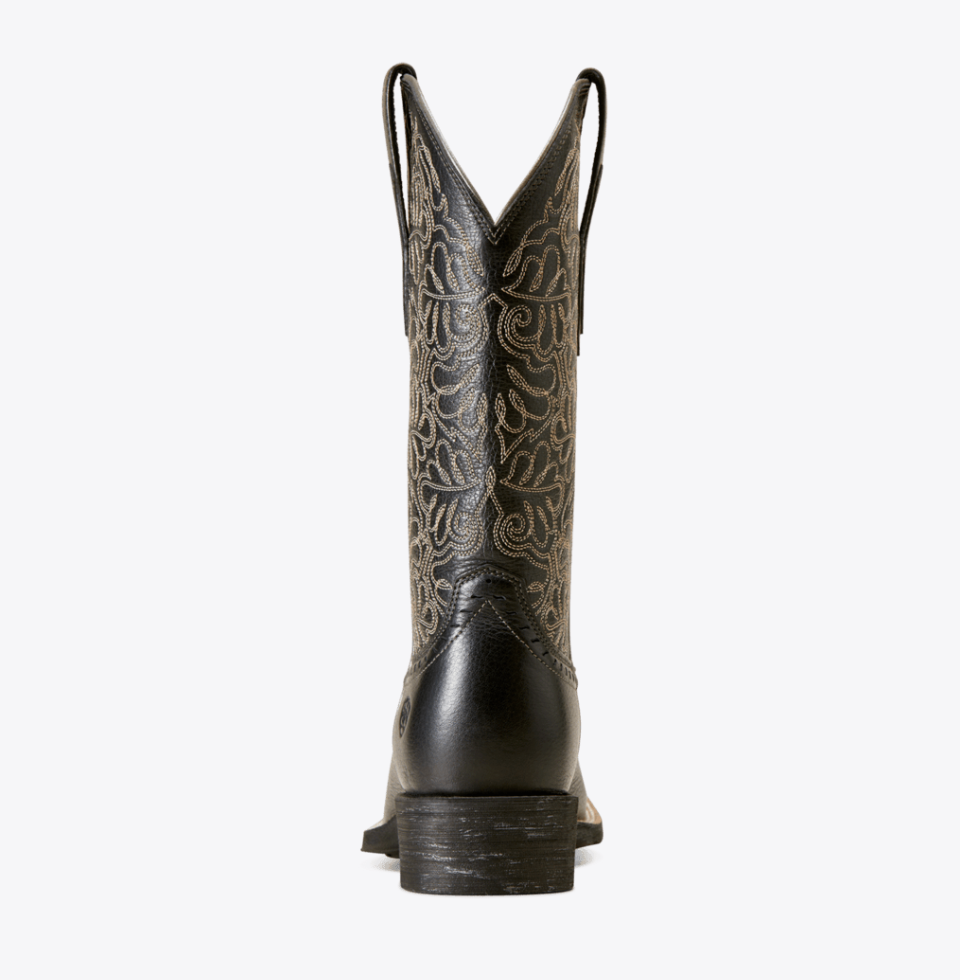 Ariat Women's Black Round Up Remuda Boot.