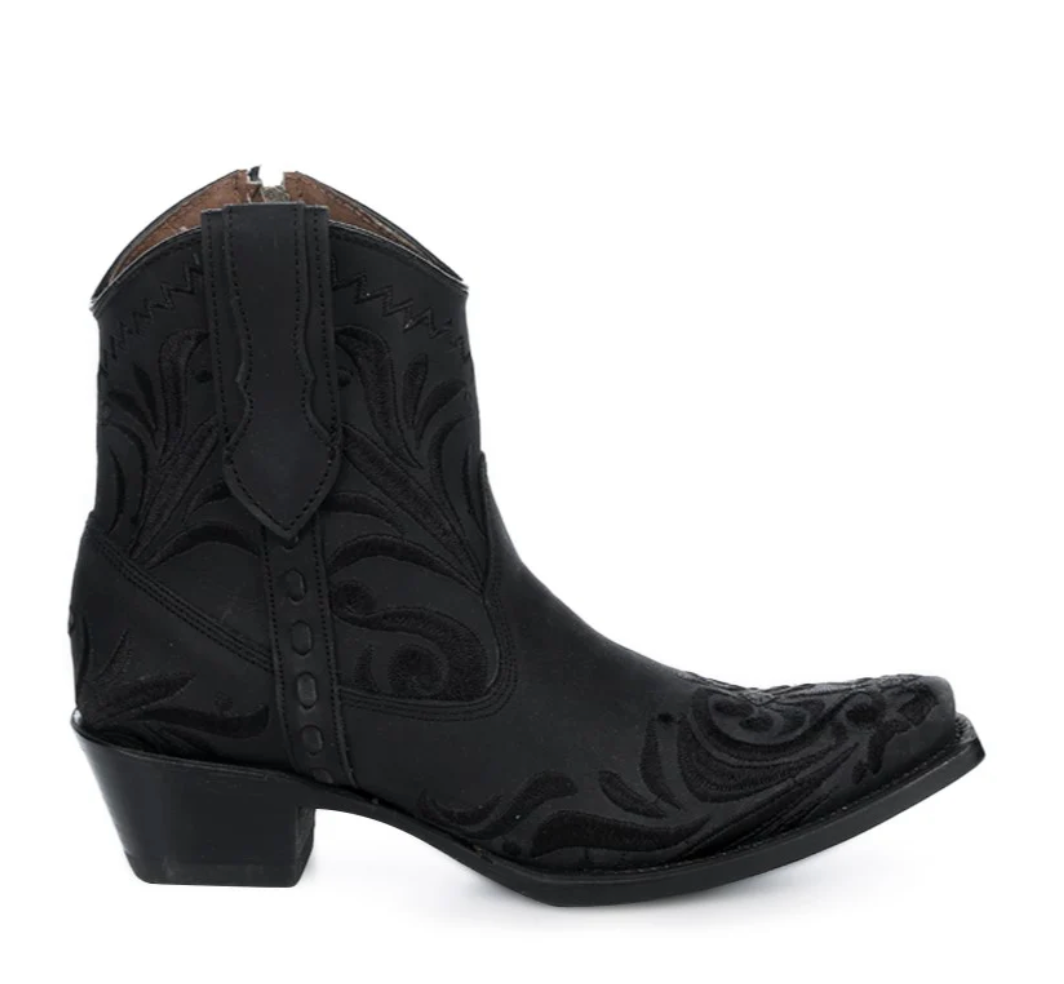 Circle G Women's Black Western Bootie L6225