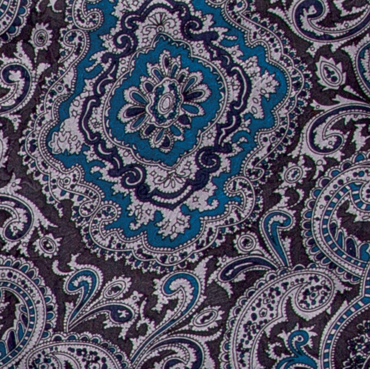 Wyoming Traders 42" XL Paisley Wild Rag