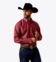 Ariat Men's Wrinkle Free Pinpoint Oxford Long Sleeve Shirt 10073476