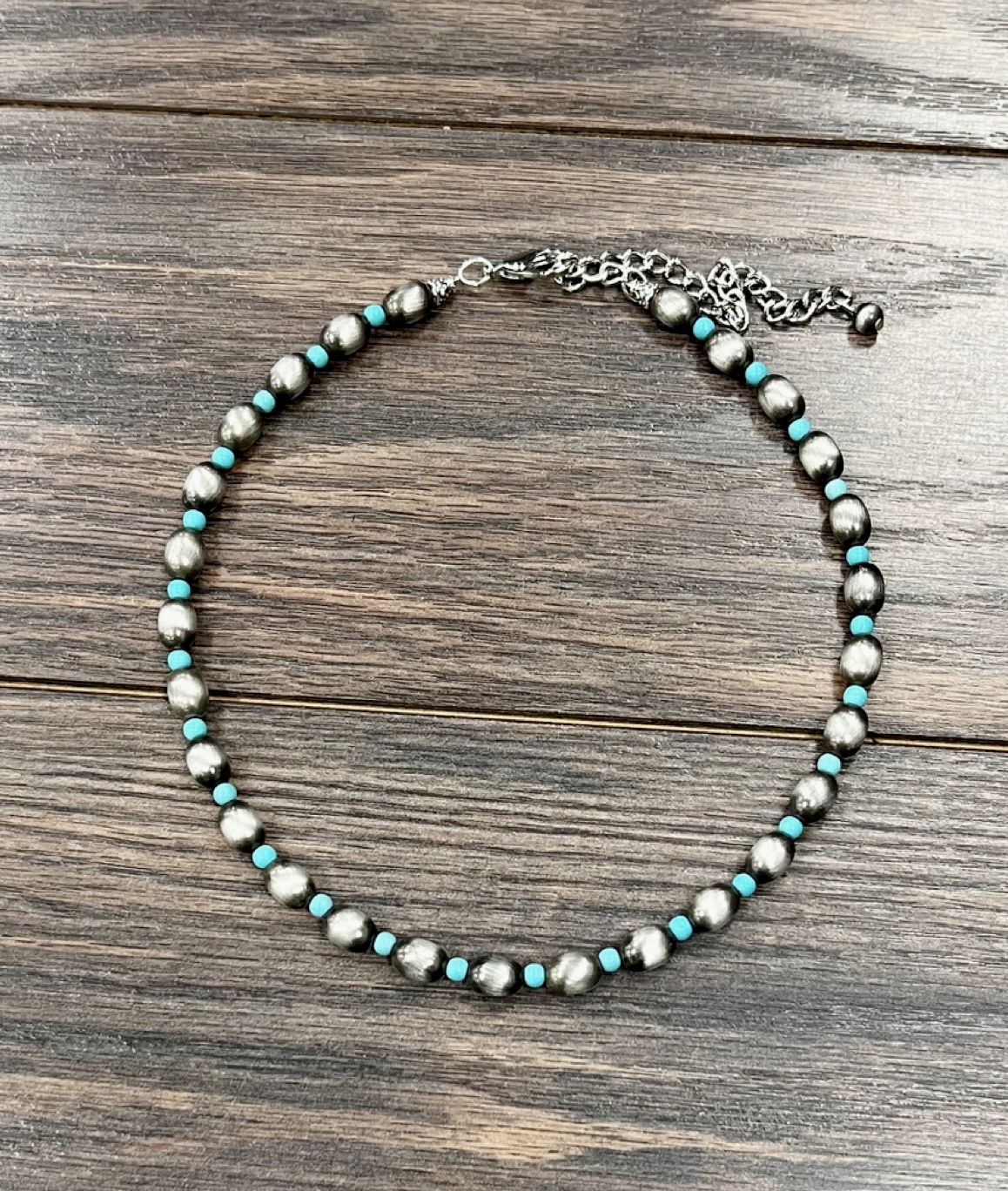 Isac Trading Western Oval Bead Necklace 739165