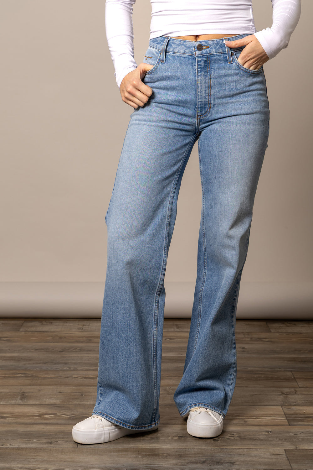 Kimes Ranch Women's Zoey Light Wash Jean
