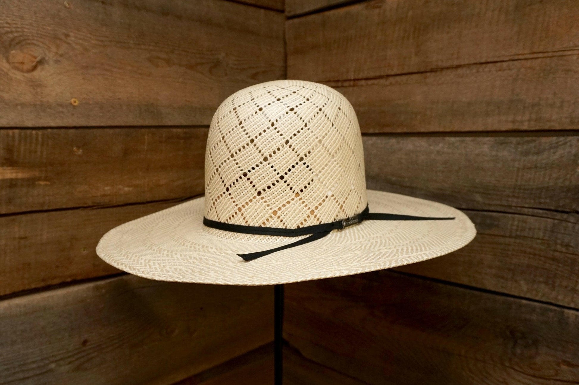 American 5050 4 1/4" Straw Hat.