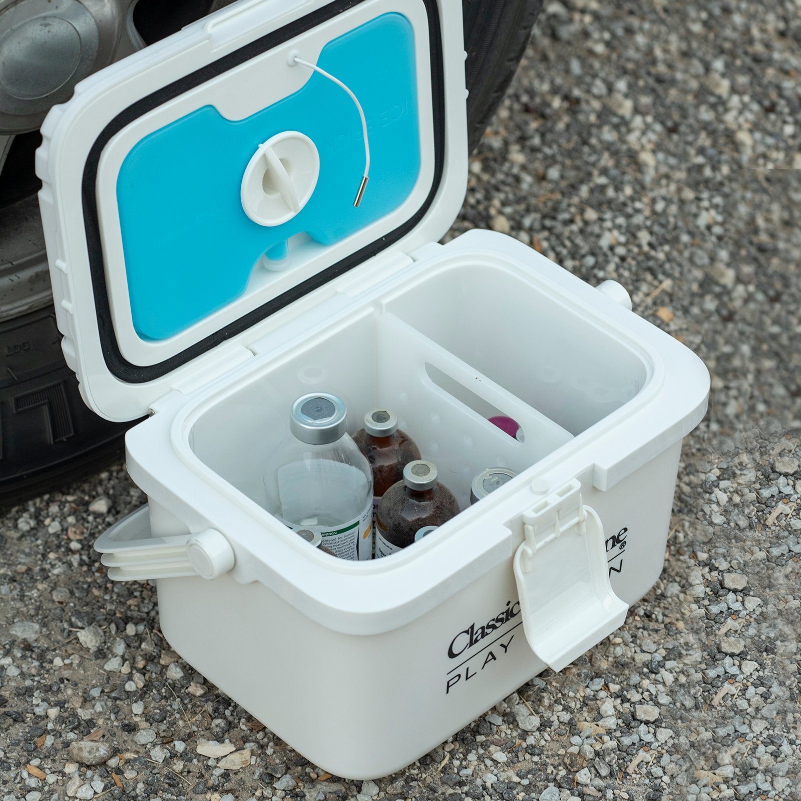 Classic Equine Insulated Medical Box CEIMB