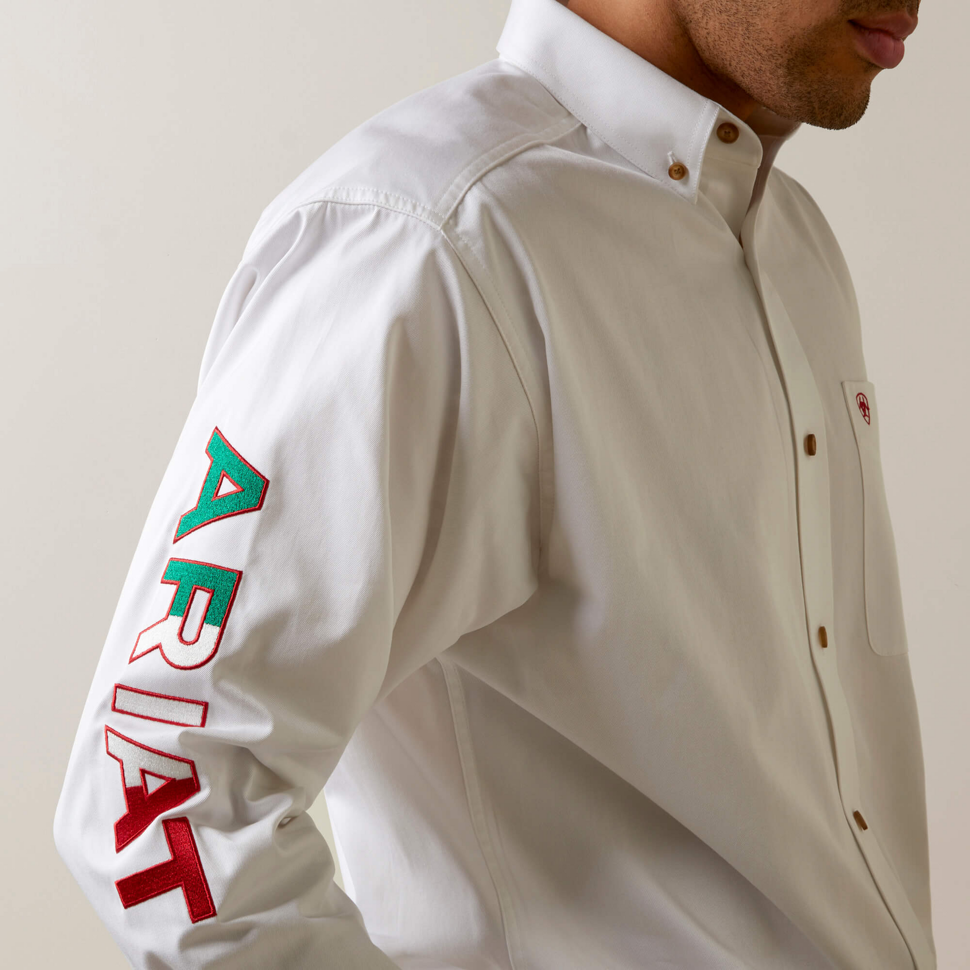 Ariat Men’s Team Logo Classic Fit Shirt.