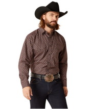 Ariat Men's Eren Patterned Long Sleeve Shirt Size XL.