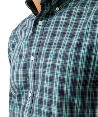 Ariat Men's Wrinkle Free Gibson Classic Fit Button Down Shirt.