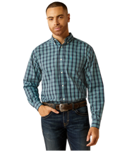 Ariat Men's Wrinkle Free Gibson Classic Fit Button Down Shirt.