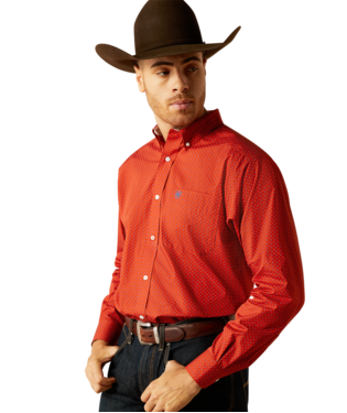 Ariat Men's Wrinkle Free Lucian Button Down Shirt.