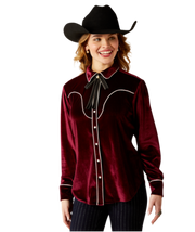 Ariat Women's Casa Rosa Snap Front Shirt.