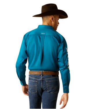 Ariat Men's Team Logo Twill Classic Fit Button Down Shirt.