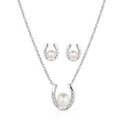 Montana Silversmiths Delicate Embrace Pearl Jewelry Set.