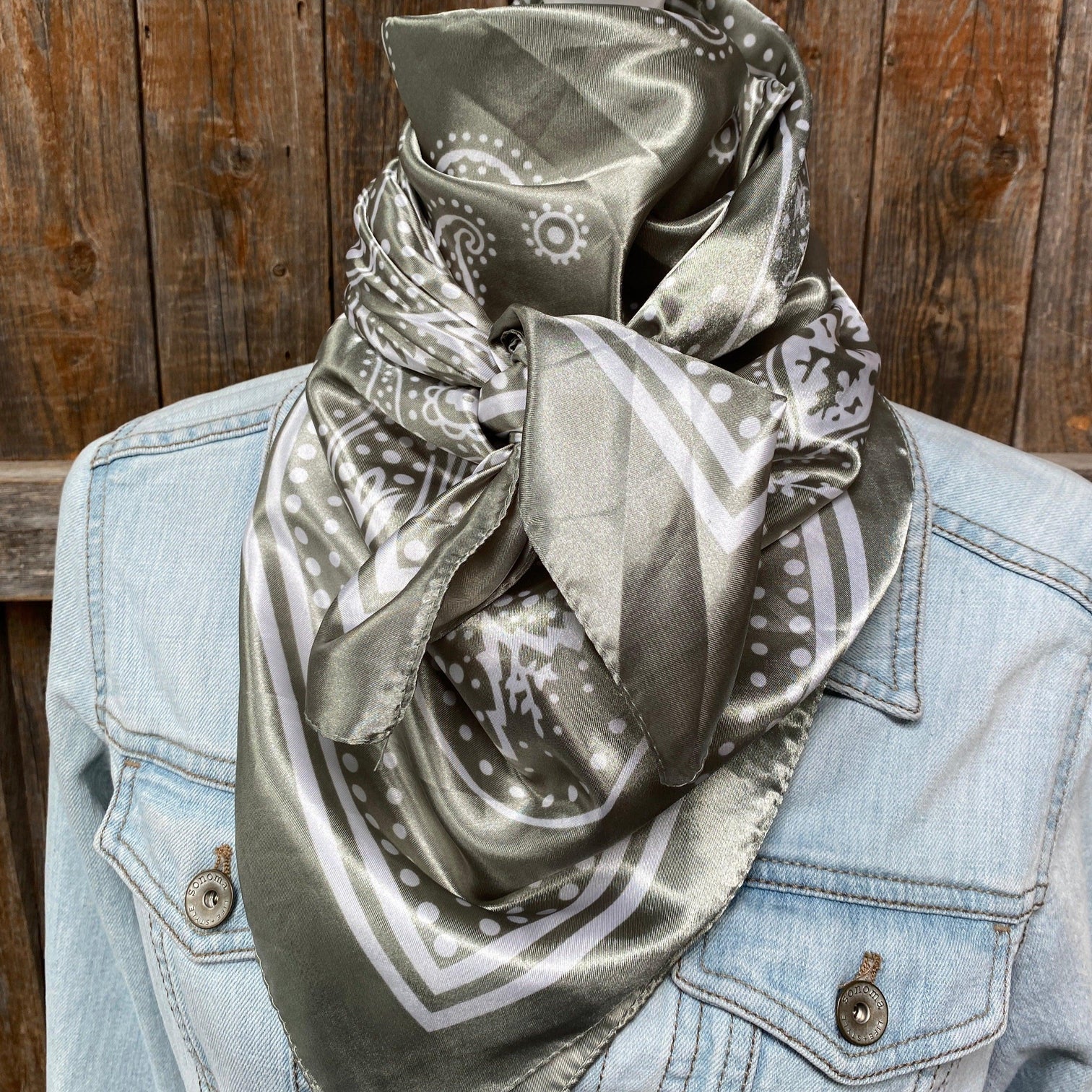 Rodeo Drive Floral Paisley Sage Wild Rag WR3380