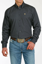 Cinch Men's Solid Charcoal Long Sleeve Shirt.