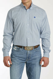 Cinch Men's Light Blue Printed Shirt Size Medium.