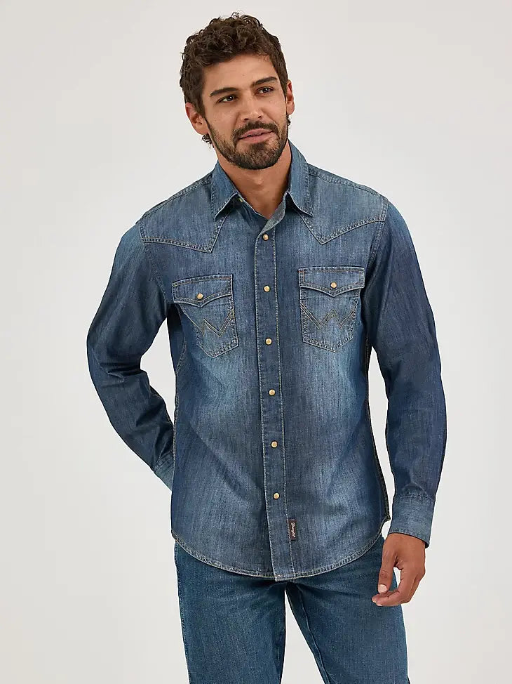 Wrangler Men's Retro Denim Snap Front Shirt.